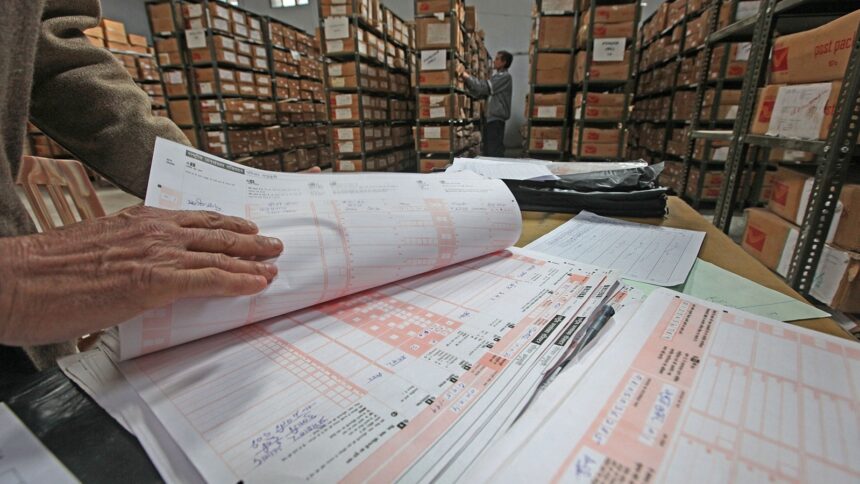 caste census