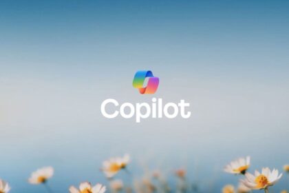 Copilot usage patterns from Microsoft’s 2025 report show health dominating mobile chats at all hours, while work-related queries peak on desktops. (Image: Microsoft)