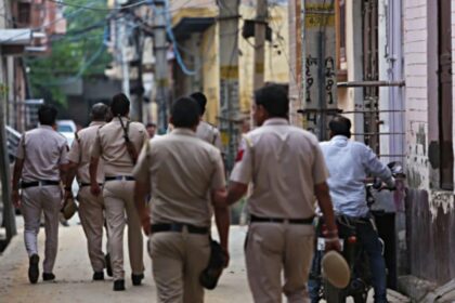 minor boys held for raping six-year-old, minor boys rape six-year-old, delhi minor raped, delhi news, India news, Indian express, current affairs