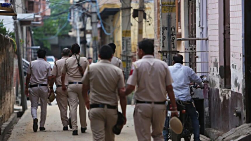minor boys held for raping six-year-old, minor boys rape six-year-old, delhi minor raped, delhi news, India news, Indian express, current affairs