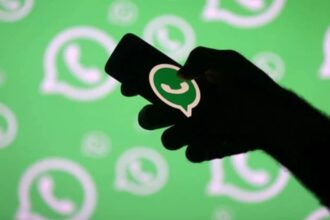 The update builds on WhatsApp’s expanding utility in India, where users already rely on the platform for services such as bill payments, metro ticket bookings, and access to government chatbots(File Photo)