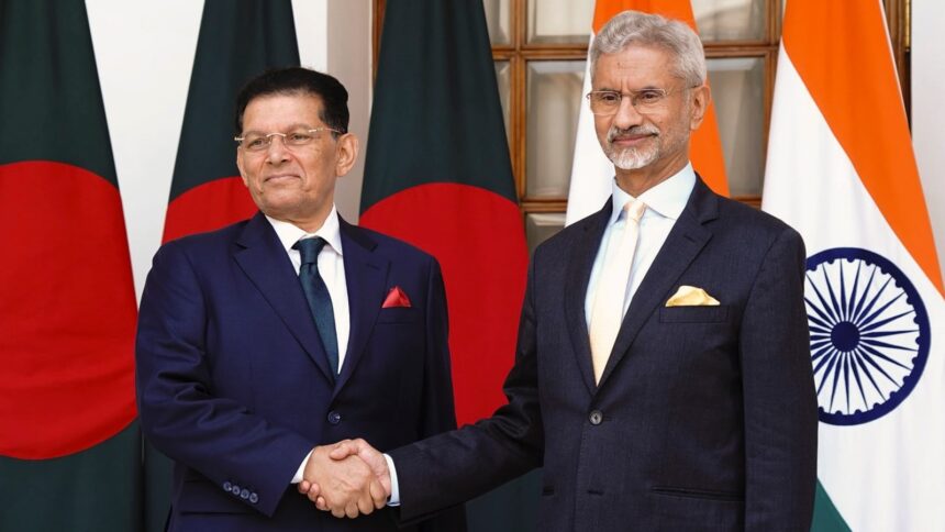 Bangla Foreign Minister meets Jaishankar, seeks return of ex-PM Hasina