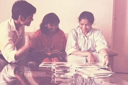 Me and my cousin Paula with Asha Bhosle.
