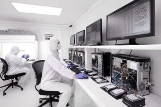The Union Home Ministry has issued directives to chief secretaries of all states and Union Territories, to strengthen forensic science laboratories, fill vacancies, and clear backlogs within three months. (Wikimedia Commons/Representational)