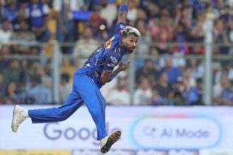 IPL 2026: R Ashwin slammed Hardik Pandya's poor tactical calls in the MI vs RCB match. (CREIMAS)