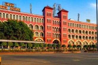 Howrah railway station set for platform expansion to handle 22-24 coach trains (Image: Eastern Railway)