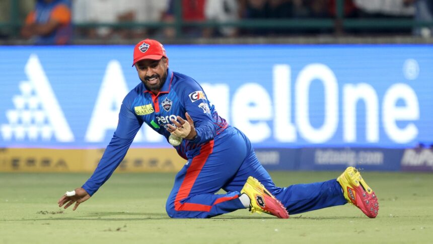 Karun Nair dropped Shreyas Iyer's catch twice during DC vs PBKS. (CREIMAS FOR IPL)