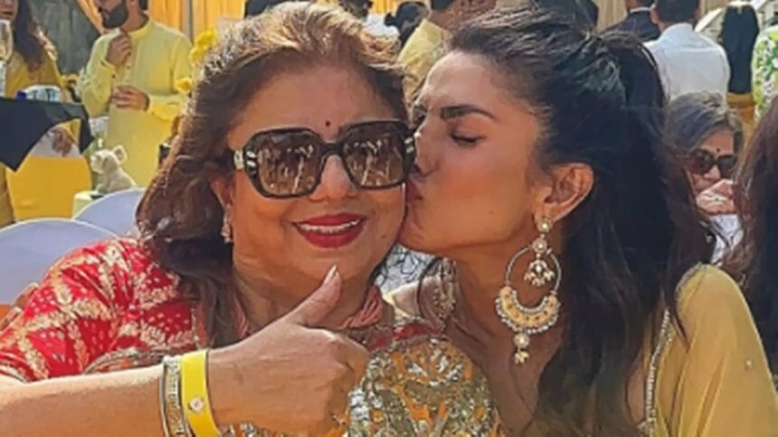Madhu Chopra Priyanka Chopra