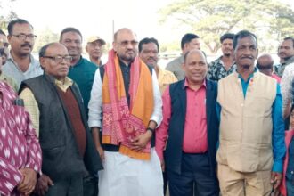 Though no prominent leaders joined at launch, Moquim said many from Congress and BJD would come on board.