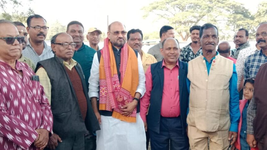 Though no prominent leaders joined at launch, Moquim said many from Congress and BJD would come on board.