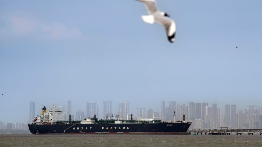 Iran Reports Suggest Sea Mines Placed in Strait of Hormuz During War
