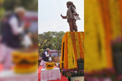 PM Modi pays tribute to Phule, Phule birth anniversary, Modi pays tribute to Phule on birth anniversary, Jyotirao Phule, Narendra Modi, Indian express news, current affairs