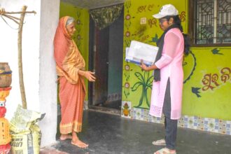 Two water bottles, ORS packets and a cap: How a Census enumerator is racing the sun in Odisha