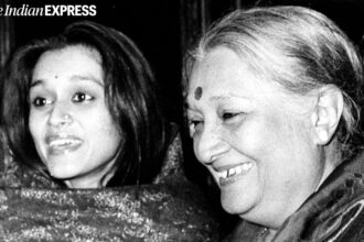 Supriya Pathak with her mother Dina Pathak.