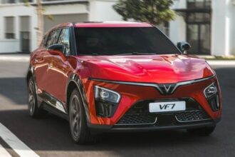 VinFast VF 7 is currently the flagship product in the automaker's India product lineup.