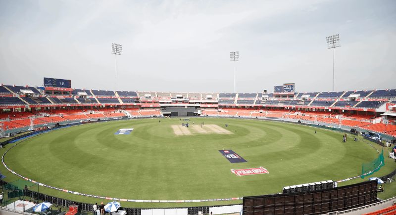 Reports: IPL cricketer blackmailed by team official linked to player contract  ( Source: IPL/BCCI )