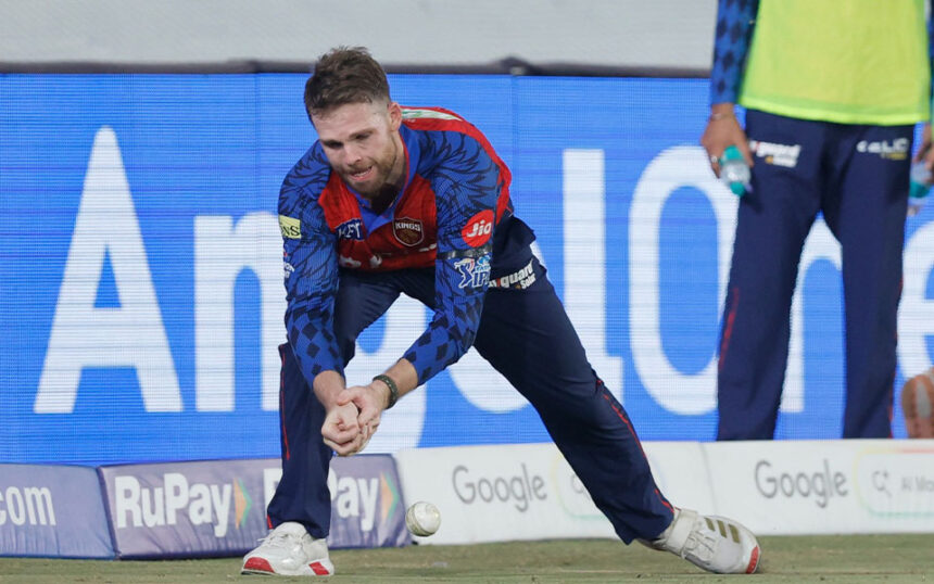 Lockie Ferguson catch drop