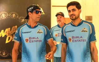 Shubman Gill with GT coaches