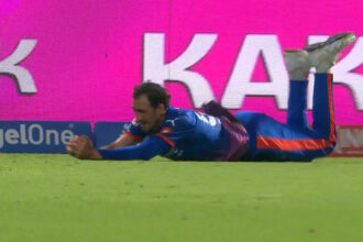 Mitch Starc catch