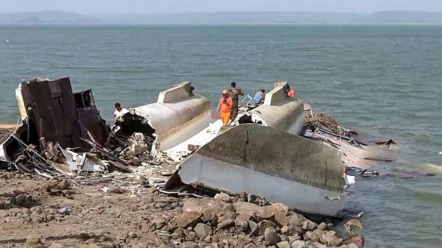 Bargi river boat accident, Jabalpur cruise drowning, Jabalpur news, Madhya Pradesh boat capsize, Bargi dam rescue operation, storm causes boat accident India, Jabalpur district authorities, NDRF rescue Jabalpur, boat safety regulations MP, Bargi river casualties
