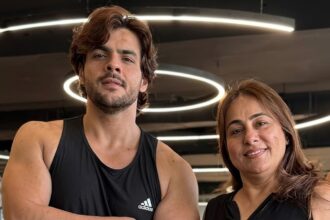 Ashish Chanchlani with mother