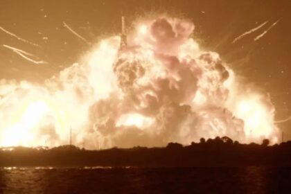 The rocket is meant to launch Blue Origin Blue Moon lunar lander, one of the spacecraft selected by Nasa for future Artemis moon missions. (Image: Spaceflight Now)