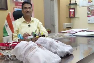 Damoh Collector Pratap Narayan Yadav uncovered an alleged surveillance breach inside his office after using a mobile phone and live news broadcast to detect possible bugging.
