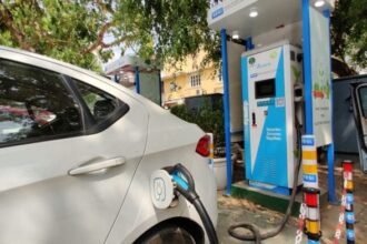 Electric vehicles charging stations