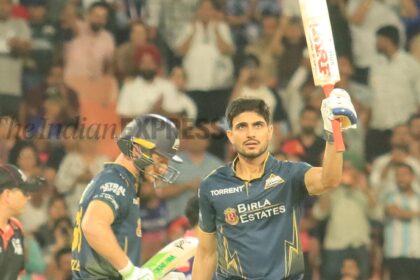 Shubman Gill got there with his 15th four of the innings. (Express Photo by Kamleshwar Singh)