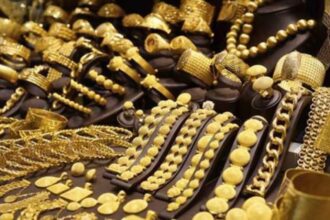 In Kolkata, Mumbai, Bangalore and Hyderabad, the price of 24 K gold is Rs 16,009.