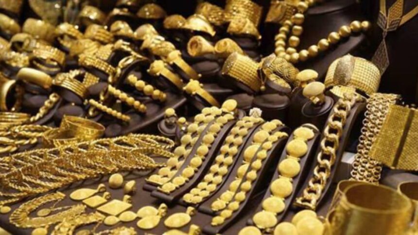 In Kolkata, Mumbai, Bangalore and Hyderabad, the price of 24 K gold is Rs 16,009.