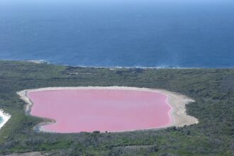 Lake Hillier