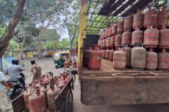 The three prominent LPG suppliers in India, Indane, HP Gas, and Bharat Gas, have issued an advisory to prevent such cyberfrauds.