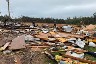 Mississippi communities reeling after tornadoes