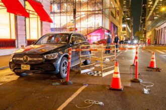 Manhattan woman dies in manhole