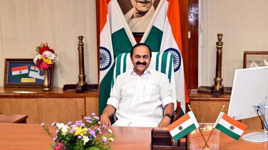 Kerala’s new Congress-led government faces its first major controversy after the Assembly played only two stanzas of Vande Mataram during the Governor’s address.