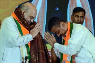 File photo of Union Home Minister Amit Shah and Suvendu Adhikari at launch event of BJP's manifesto in Kolkata on 10 April | ANI