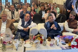 Mirwaiz shares stage with mainstream politicians, Srinagar, Mirwaiz Umar Farooq, National Conference, Peoples Democratic Party, BJP and Congress, Indian express news, current affairs