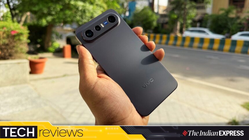 The vivo X300 FE features a minimalist design with sound ergonomics, making it comfortable for single-handed use for a long time. (Image: Bijin Jose/The Indian Express)