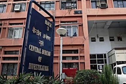 CBI, CBI bribery case, counterfeit medicines racket, Delhi Police Crime Branch, delhi police inspector, indian express