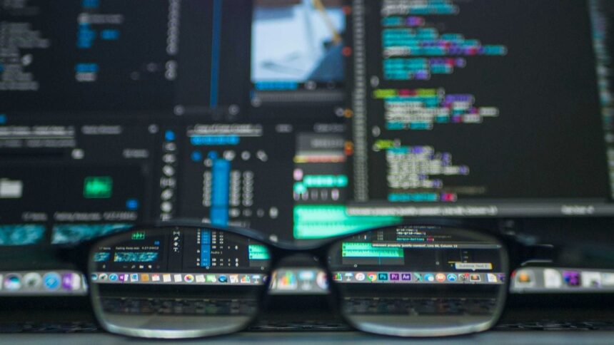Hacker, social media hacked