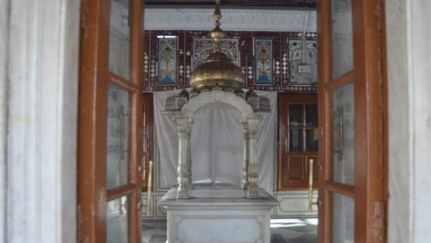 SGPC and the Pakistan Sikh Gurdwara Parbandhak Committee (PSGPC)