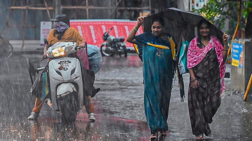 Weather: Rain in Maharashtra's Sangli
