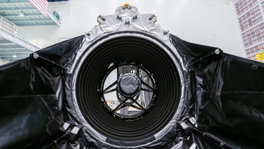 Before launch, the telescope will be enclosed inside a protective payload fairing designed to shield it during ascent through Earth’s atmosphere. (Image: Nasa)