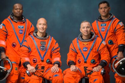 nasa artemis crew