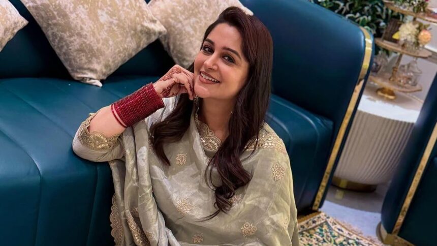 Actor Dipika Kakar