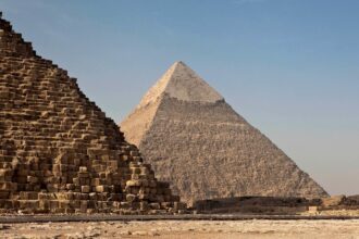 New research suggests the Great Pyramid may have been built using a network of four internal spiralling ramps, allowing workers to move massive stone blocks more efficiently. (Image for representation: Magnific)