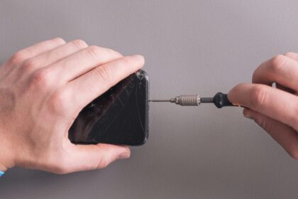 User-replaceable batteries