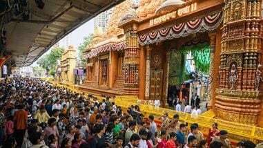 Devotees gather to offer prayers at 'Lalbaug Cha Raja' on the first day of the Ganesha festival, in Mumbai (ANI Photo)