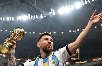 Lionel Messi gives first look at special gold jersey for his international farewell game